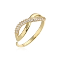 Detalle de cerca del anillo cruzado infinito chapado en oro con piedras de circón - Abierto Ajustable / Dorado
