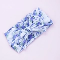 Fascia per neonati in nylon con grande fiocco e motivo floreale viola su base bianca - Motivo floreale blu