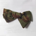 Detail of a double-layered camo print corduroy bow hair clip for girls with soft texture - Camouflage