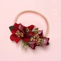 Détail d'un bandeau élastique pour bébé avec une fleur en tissu rouge foncé faite à la main - Floral en Tissu Rouge Foncé (16)