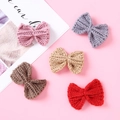 Knitted bow hair clips in five colors on a pink background for girls and kids - Random Mixed Colors