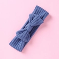 Détails de la maille gaufrée du bandeau bébé bleu marine avec un grand nœud élégant - Bleu foncé