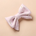 Detail of pink fabric bow hair clip with white daisy floral pattern for baby girls - Pink White Daisy Style (2)