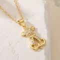 Collana placcata oro 18K con ciondolo a forma di orso in zirconi su pietra bianca - Stile Orso Carino (25195)