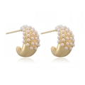 Détails des boucles d'oreilles dorées en forme de C serties de perles blanches - Style Perle Forme C (46106)