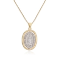 Detalle macro del colgante de la Virgen María chapado en oro 18K con circonitas - Bicolor Oro y Plata