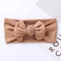 Close-up of ribbed texture and large bow on khaki knit headband for babies - 17.5*7.5 cm / Brown