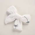 Détail du nœud de cheveux en mousseline blanche avec motifs de pissenlits noirs et coton - 9.5*7 CM / Pissenlit