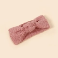 Detailansicht des weichen rosa Sherpa-Fleece Stirnbands mit geknoteter Textur - 19*8.5cm / Altrosa