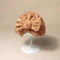 Baby Turban Mütze in Apricot-Rosa mit großer Schleife und gerafftem Plissee-Stoff - 17.5x15.5cm / Nude