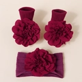 Détail du set de chaussettes et bandeau en tricot pour bébé avec grandes fleurs 3D - Socquettes / Bordeaux