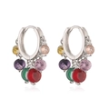 Dettaglio di orecchini placcati oro 18K con cinque pietre colorate in zircone rotondo - Argento - Zircone Arcobaleno