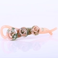 Pince à cheveux banane avec roses en marbre rose et décorations en résine chic - Style Trois Roses Texture Marbre / Vert