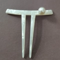 Minimalist acetate hair fork with white marble texture and elegant pearl detail - Pearl White