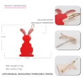 Detailweergave van de rode konijnen haarclip van celluloseacetaat met strassteentjes - Rood