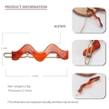 Pinza para el pelo ondulada de acetato ámbar con base de metal dorado, de 5,9cm - Ámbar