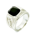 Bague dragon vintage en acier inoxydable pour homme avec pierre noire carrée sur fond blanc - US 7 / Couleur Acier Zircon Noir