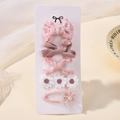 Fünfteiliges rosa Haarklammer-Set mit Blumenbogen und Gänseblümchen-Stickerei auf Karte - Süßes Rosa Serie (5E)