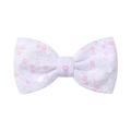 Détail de la pince à cheveux en tulle blanc avec paillettes violettes et nœud - Style Paillettes Maille Transparente (7)