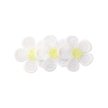 Détail de trois fleurs de marguerite brodées blanches avec cœur jaune pour accessoires - Centre Jaune Clair