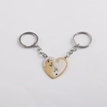Edelstahl Schlüsselanhänger für Paare mit herzförmigen Katzen in Gold und Silber - Zweifarbige Katze Herz Ineinandergreifend / Herzstil (Gold + Silber)
