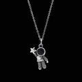 Astronaut necklace with star pendant in vintage silver finish and O-chain for couples - Star-catching Astronaut / Cable Chain