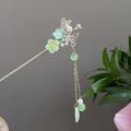 Traditionelle Hanfu-Haarnadel mit grünen Blumen, goldenem Schmetterling und Quasten - Schmetterling Cyanblaue Blume Künstliche Perle Quaste (2447)