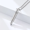 Detalle del collar de silbato para meditación 528Hz en acero inoxidable pulido brillante - 528Hz / Color acero