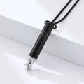 Vista macro del collar de meditación 528Hz con diseño tubular en color negro y plata - 528Hz / Negro