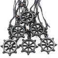 Set di 6 collane con ciondolo a timone in resina nera con stile marinaio nautico - Nero