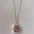Minimalistische 14K vergulde halsketting met een paarse natuursteen druzy hanger - Roze (O-link ketting)