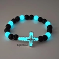 Bracelet croix bleu clair lumineux avec des perles en pierre de lave noire texturées - 8# Bracelet Bleu-Vert Lumineux