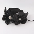 Elegante cerchietto nero in tessuto con grandi fiori fatti a mano e strass luminosi - Nero