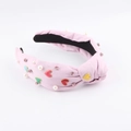 Dettaglio del cerchietto rosa con nodo, cuori colorati, perle e cristalli - Rosa Chiaro Cuore Perla