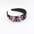 Diadema barroca de terciopelo negro con flores de diamantes de colores sobre blanco - Estilo B Negro Strass Multicolor