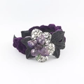 Detalle de diadema de flores de cristal violeta hecha a mano con base de terciopelo - Estilo Flor Púrpura (A)