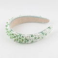 Detalle de la diadema barroca con perlas blancas y cristales verdes brillantes - Estilo Con Cuentas Verde Claro (A)