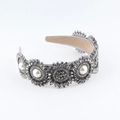 Detail of baroque headband with grey crystals and pearls on grey fabric base - Gray Style (D)