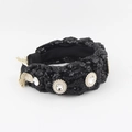Dettaglio del cerchietto a treccia nero con paillettes e cristalli in oro - Paillette Nera Nappa Cristallo Trasparente (B)