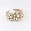 Cerchietto barocco con cristalli, perle bianche e strass scintillanti su base oro - Strass Bianco Trasparente (A)