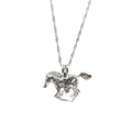 Zilveren ketting met hol rennend paard hanger en een witte parel binnenin de kooi - Ros Stijl