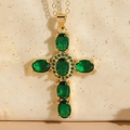 Collar con colgante de cruz en oro de 14K con circonitas ovaladas verde esmeralda - Verde