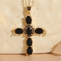 Collar con colgante de cruz, piedra preciosa negra y acabado chapado en oro - Negro