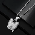 Dettaglio catena rope con ciondolo a W in argento ricoperto di zirconi micro pave - W + Catena a Corda (Colore Argento)