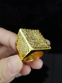 Anello hip hop quadrato da uomo in oro con pavé di zirconi cubici scintillanti - US 7 / Oro