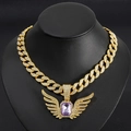 Gouden hiphop engelenvleugel hanger met paarse edelsteen en kristallen aan Cuban-ketting - Paarse Hanger Set / Goud