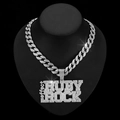 Collana cubana d'argento hip hop con grande ciondolo a lettere Ruby Rock e strass lucidi - Set di Collane (RUBY ROCK) / Catena Cubana da 18 Pollici / Argento