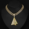 Hiphop gouden Cubaanse ketting met ijzige papieren vliegtuig hanger en groen blad - Goud met Cubaanse schakelketting