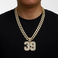 Collana hip-hop dorata con pendente numero 39 tempestato di brillanti cristalli bianchi - Ciondolo Oro con Catena Cubana