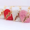 Funkelnde Kristall-Herz-Schlüsselanhänger in Silber, Rot, Weiß und Rosa mit Gold-Clip - Einzelverpackung / Zufällige Farbe